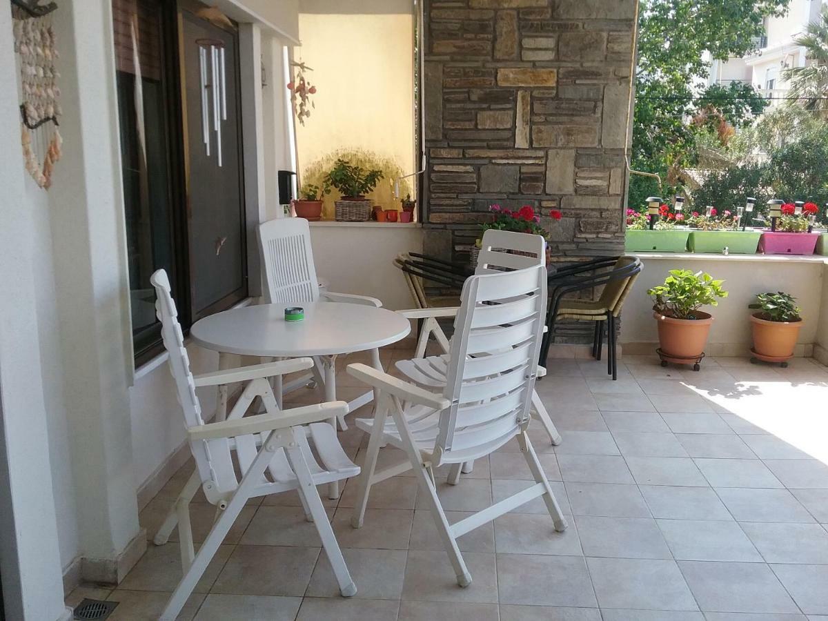 Maisonette Afroditi Villa Peraía Buitenkant foto