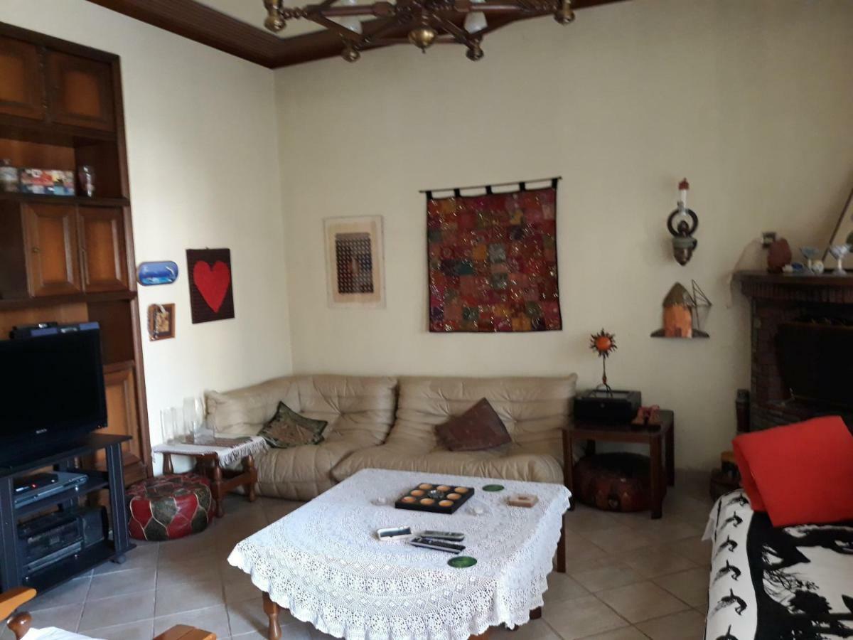 Maisonette Afroditi Villa Peraía Buitenkant foto